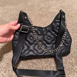 Black shoulder bag